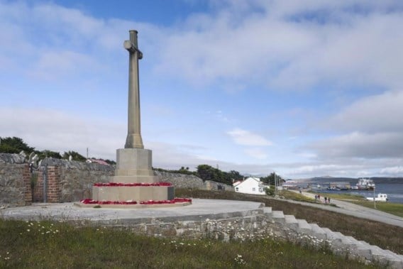 <p>Het monument voor de gesneuvelde Britten op de Falklands.<span class="credit">belga</span></p>
