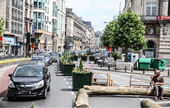 De voetgangerszone in het centrum van Brussel lijkt de inzet te worden van een veel grotere politieke discussie.