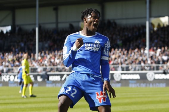 BUITENLAND. Batshuayi matchwinnaar, goal Benteke levert geen punten op