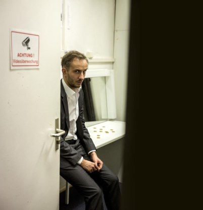 ‘Bericht aan mijn Turkse vrienden: Duitsers zijn dommekloten en hebben geen gevoel voor satire.’