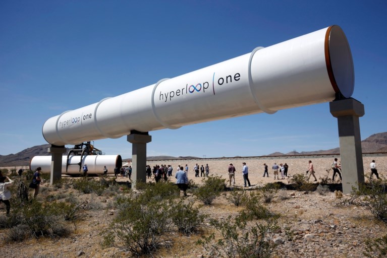 Eerste Hyperloop-systeem getest in woestijn