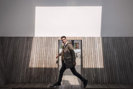 Netsky: ‘Ik studeer voor een vliegbewijs omdat ik graag zélf naar Ibiza zou kunnen vliegen.’