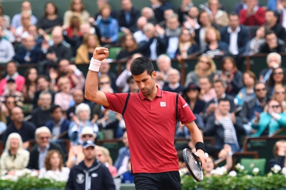 Djokovic volmaakt Grand Slam met eerste zege op Roland Garros