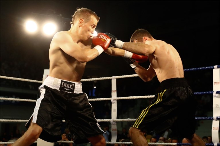 Jean Pierre Bauwens wint met knock-out, Yves Ngabu op punten