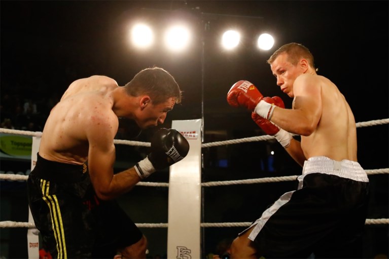 Jean Pierre Bauwens wint met knock-out, Yves Ngabu op punten