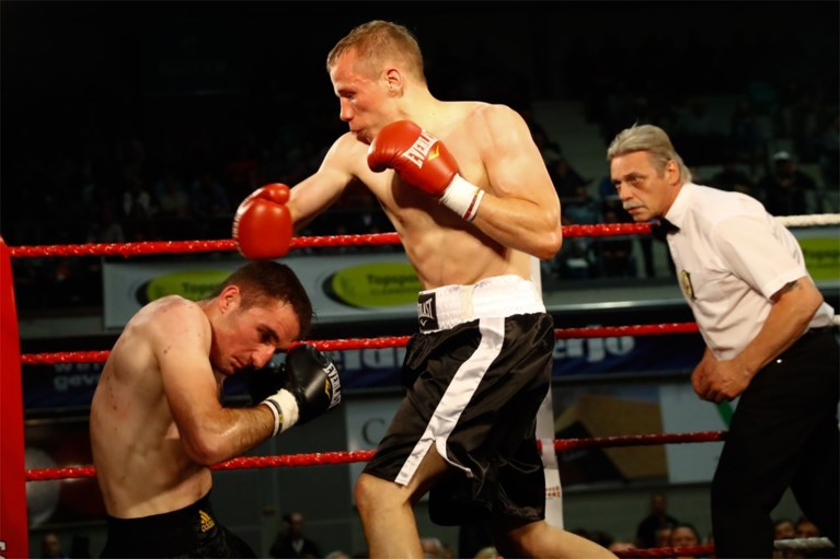 Jean Pierre Bauwens wint met knock-out, Yves Ngabu op punten