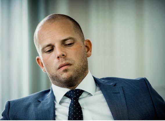 Dat kandidaat-asielzoekers de verklaring zouden moeten ondertekenen, vindt de Raad van State zinloos.