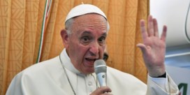 Paus: 'Kerk moet vergiffenis vragen aan homoseksuelen'