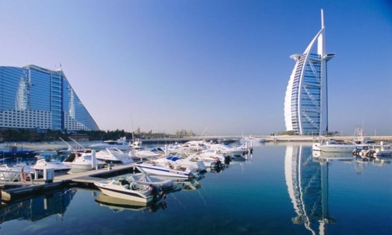Dubai is een van de meer exotische plaatsen waar bedrijven hun geld parkeren.