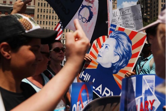 Zowel binnen als buiten de Democratische partij heeft Hillary Clinton nog heel wat harten te winnen.