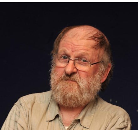 Willem Vermandere (76) is kleinkunstenaar, schrijver en beeldhouwer.