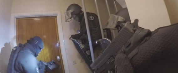 Voor de gevaarlijkste interventies droegen de agenten camera’s op hun borst.
