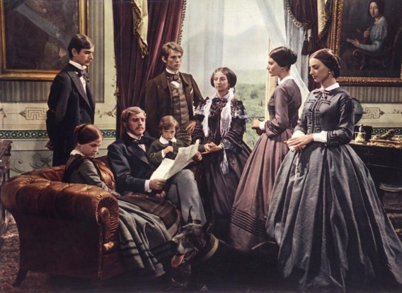 Ook de families uit ‘Il Gattopardo’ van regisseur Luchino Visconti maken zich zorgen om het behoud van hun status en rijkdom in een veranderende wereld. ‘Alles moet veranderen om alles bij het oude te houden’, zegt de hoofdpersoon, Don Fabrizio.
