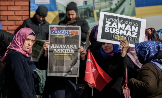 ‘Adverteerders en een 100-tal abonnees zegden hun abonnement op uit angst.’