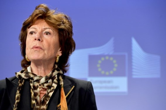 Ex-eurocommissaris Neelie Kroes duikt op in ‘Bahama's Leaks’