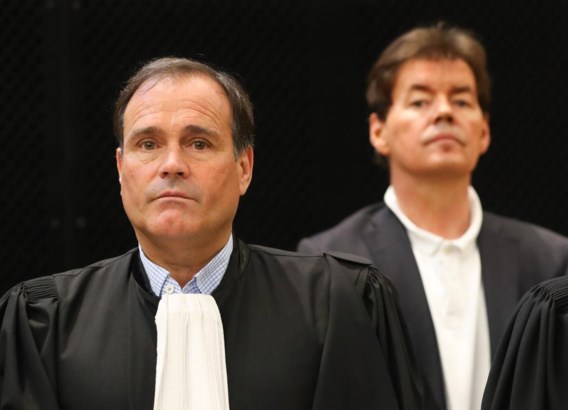 Advocaat Jean-Philippe Mayence (l.) voelt een assisenjury goed aan. Hij ziet hoe een zaak evolueert en anticipeert daarop.