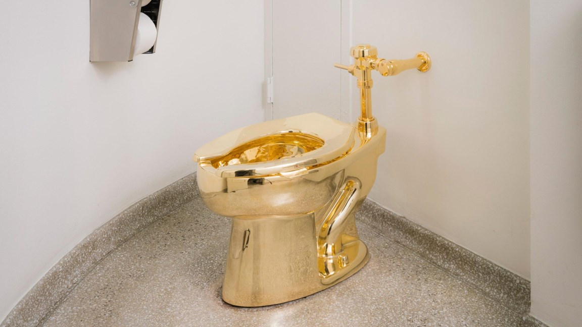 Maar Humanistisch Oceaan In het Guggenheimmuseum in New York staat een gouden plee. Gaat die lang  mee? | De Standaard Mobile
