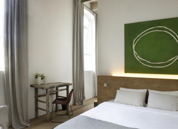 Tot de slaapkamers dringt geen gerucht door.