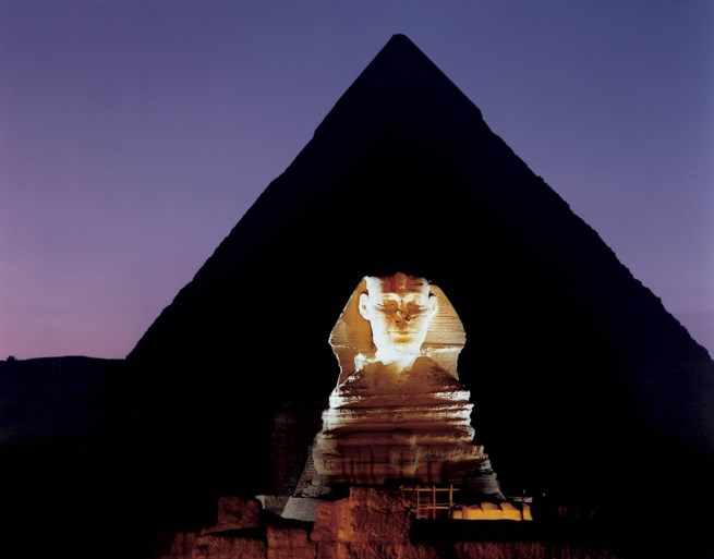 Deskundigen vermoeden twee geheime holtes in de piramide van Cheops
