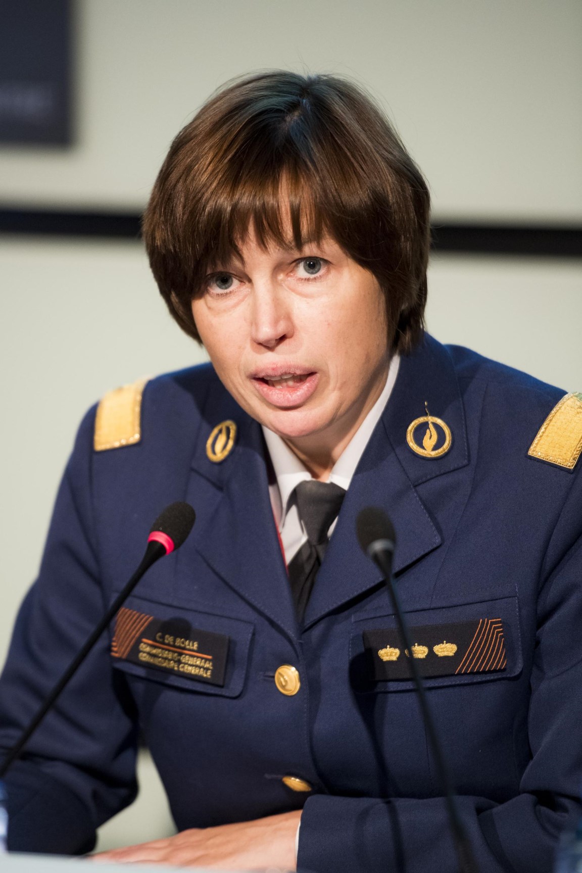 Catherine De Bolle Directeur General De La Gendarmerie Nationale Informatie versnipperd door structuur van politie - De Standaard