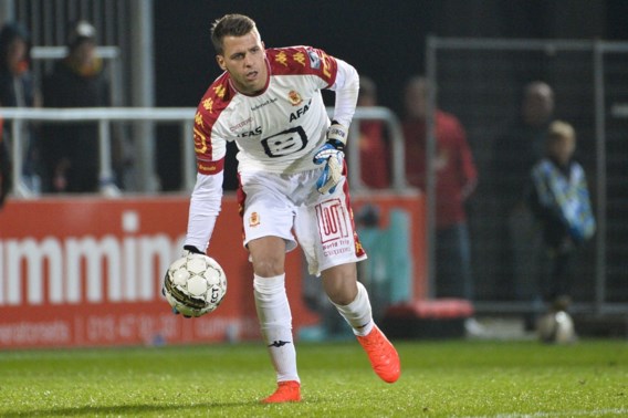 KV Mechelen-keeper Anthony Moris met succes geopereerd