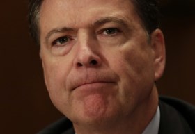 Trump: 'Je kunt geen 650.000 e-mails doornemen in acht dagen'
