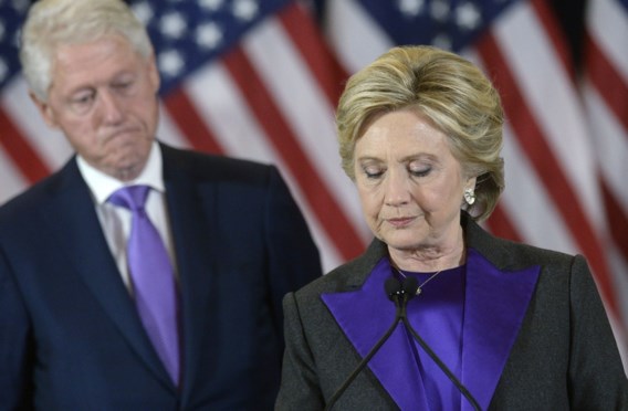 De verborgen betekenis achter de kledingkeuze van Clinton (bis)