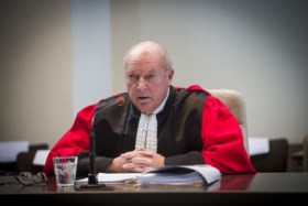Beschuldigde van moord op Kimberley (20) smeekt vader om hem meer te komen bezoeken in gevangenis: “Ik mis je echt en zou je meer willen zien, pa”