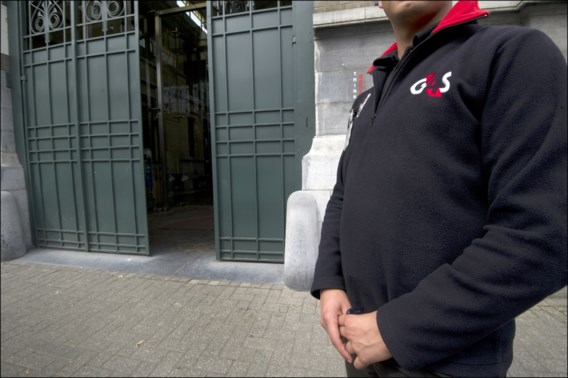 <p>Privébewaking, hier aan het kantoor van VVL BBDO in 2011.<span class="credit">photo news</span></p>