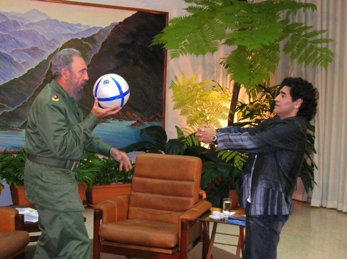 Diego Maradona in tranen na overlijden van “tweede vader” Fidel Castro