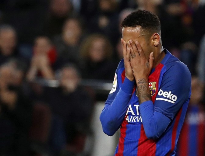 Real Madrid bezorgt Barcelona opdoffer in slotminuut