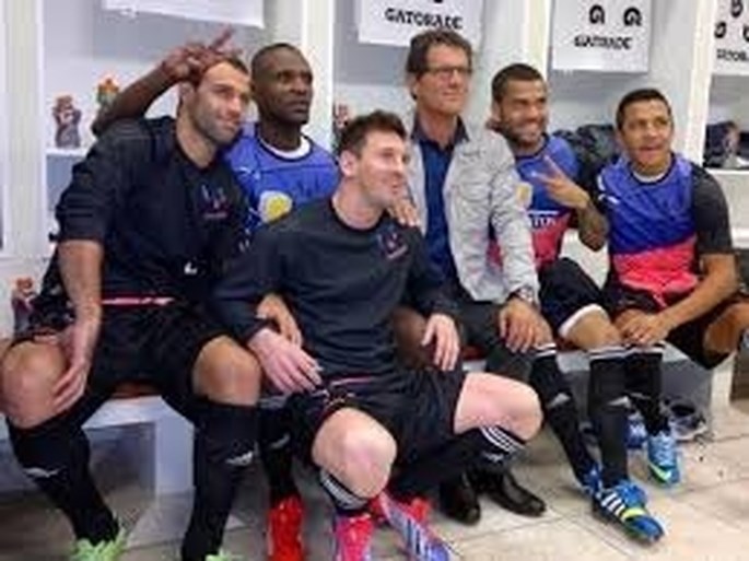 De vreemdste contractclausules: polyvalente Vermaelen, premie bij nederlaag en reclame voor rioleringsbedrijf