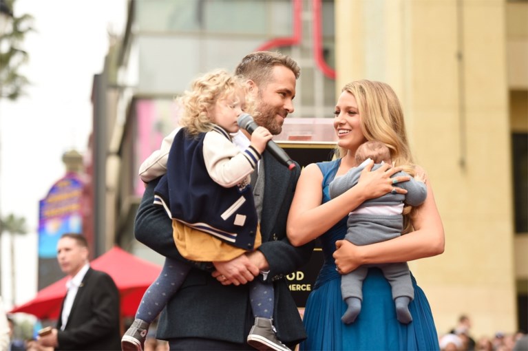 Blake Lively en Ryan Reynolds tonen hun kinderen voor het eerst