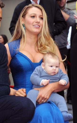 Blake Lively en Ryan Reynolds tonen hun kinderen voor het eerst