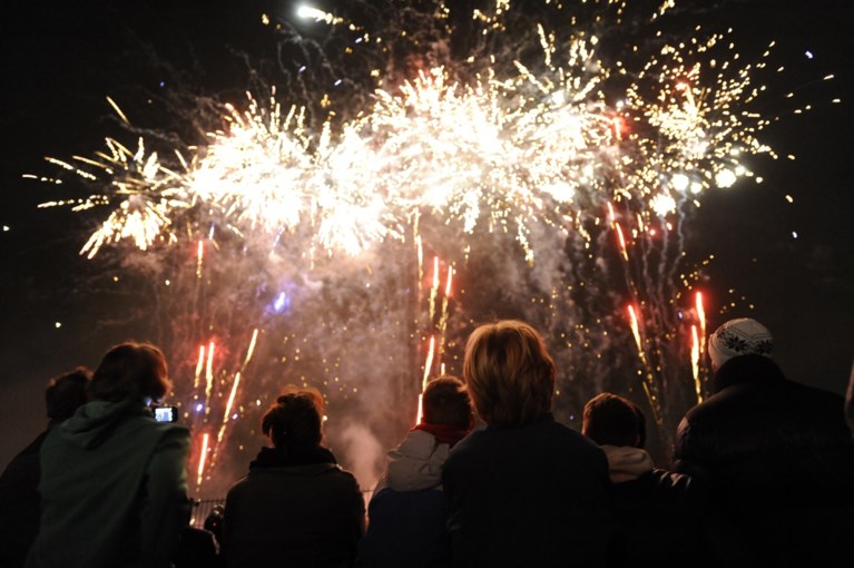 Laat Vuurwerk Uw Feest Niet Verknallen Tips Voor Een Veilig De Standaard Mobile