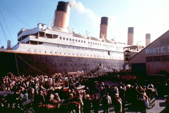 ‘Titanic zonk door enorme brand’ | De Standaard