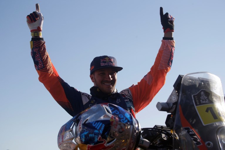 Sam Sunderland (KTM) steekt eindzege bij motorrijders op zak, Vanderweyen is 76e