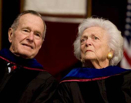 Barbara én George Bush senior in ziekenhuis