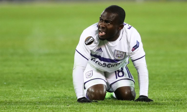 Dat was nipt! Thelin redt zwak Anderlecht van zure uitschakeling
