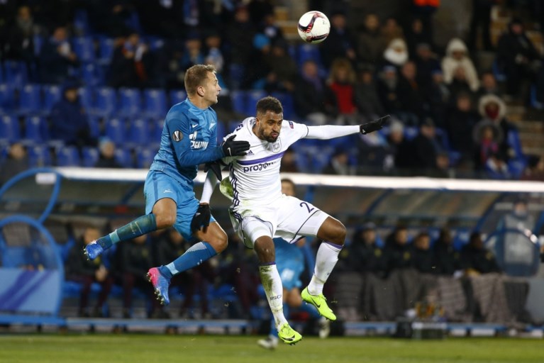 Dat was nipt! Thelin redt zwak Anderlecht van zure uitschakeling