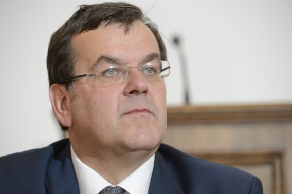 Luiks PS-kopstuk Willy Demeyer neemt ontslag - De Standaard