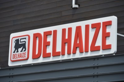 Delhaize Blaast 150 Kaarsjes Uit Brussel De Standaard Mobile