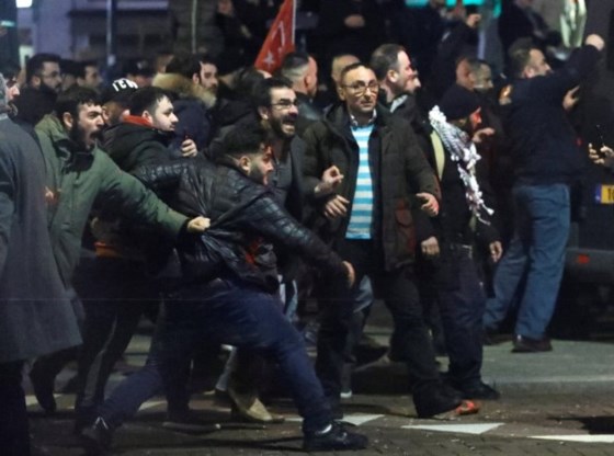 Turkije eist onderzoek naar politieoptreden