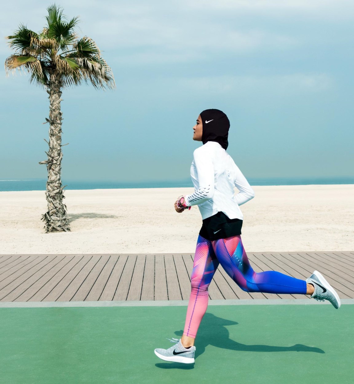 Matron Vriendelijkheid ijs Zelfs moslima's moeten sporthoofddoek van Nike niet | De Standaard Mobile