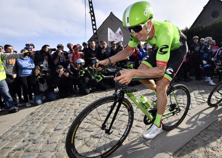 Indrukwekkende Van Avermaet wint E3 Harelbeke na machtssprint van drie tenoren