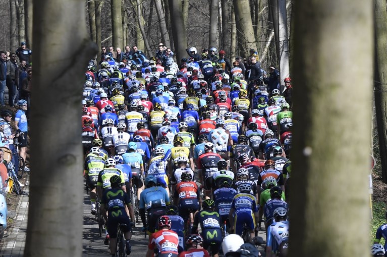 Indrukwekkende Van Avermaet wint E3 Harelbeke na machtssprint van drie tenoren