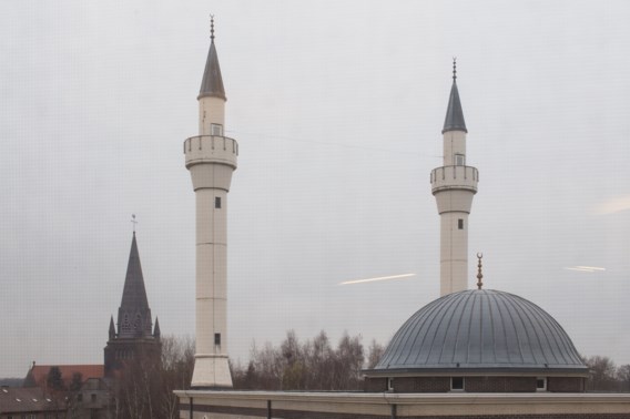 Beringse moskee nog steeds niet ingelicht
