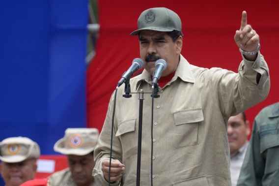 Maduro roept leger tot waakzaamheid op 