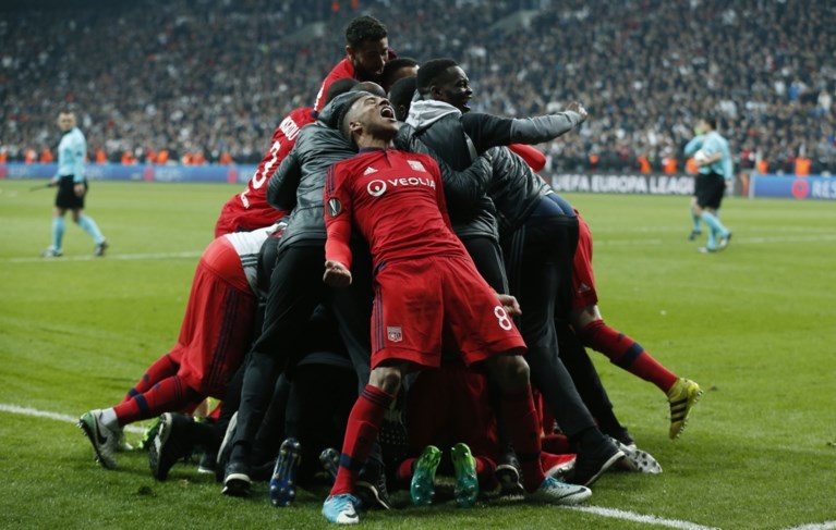 Ajax en Lyon stoten wél door naar halve finales Europa League (na verlengingen)