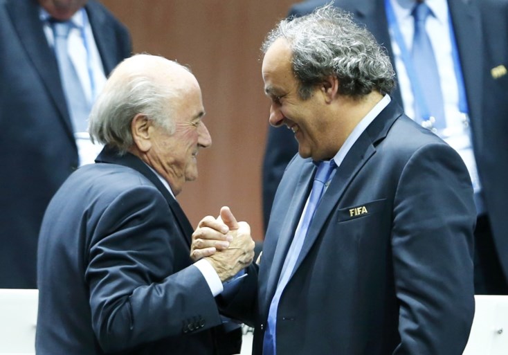 Blatter pleit voor terugkeer Platini bij UEFA of FIFA: “Onze schorsing moet herbekeken worden
